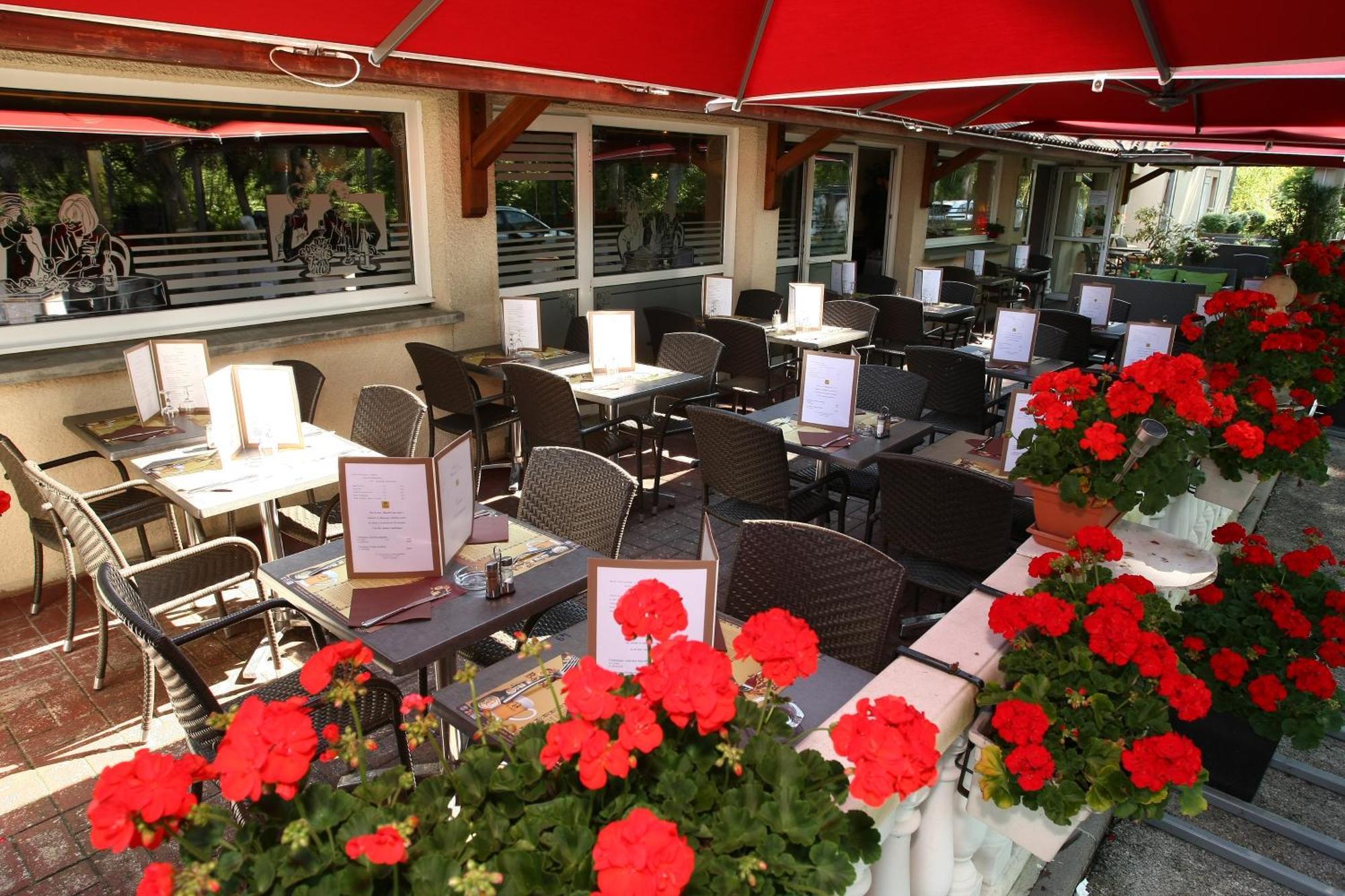 Logis Bagatelle - 51530 Dizy Hotel Bagian luar foto